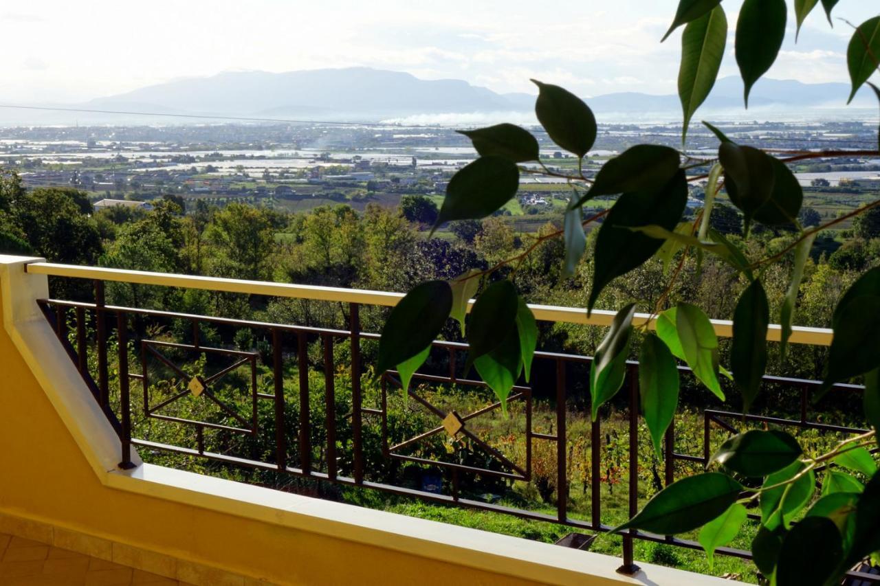 casa vacanze, via delle margherite 3 Montecorvino Pugliano Esterno foto